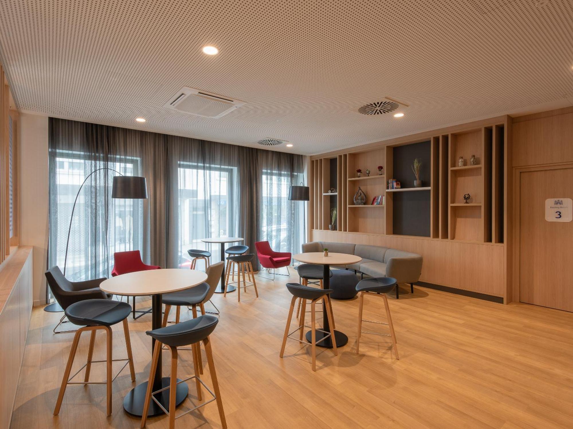 Holiday Inn Express Heilbronn By Ihg Exterior photo